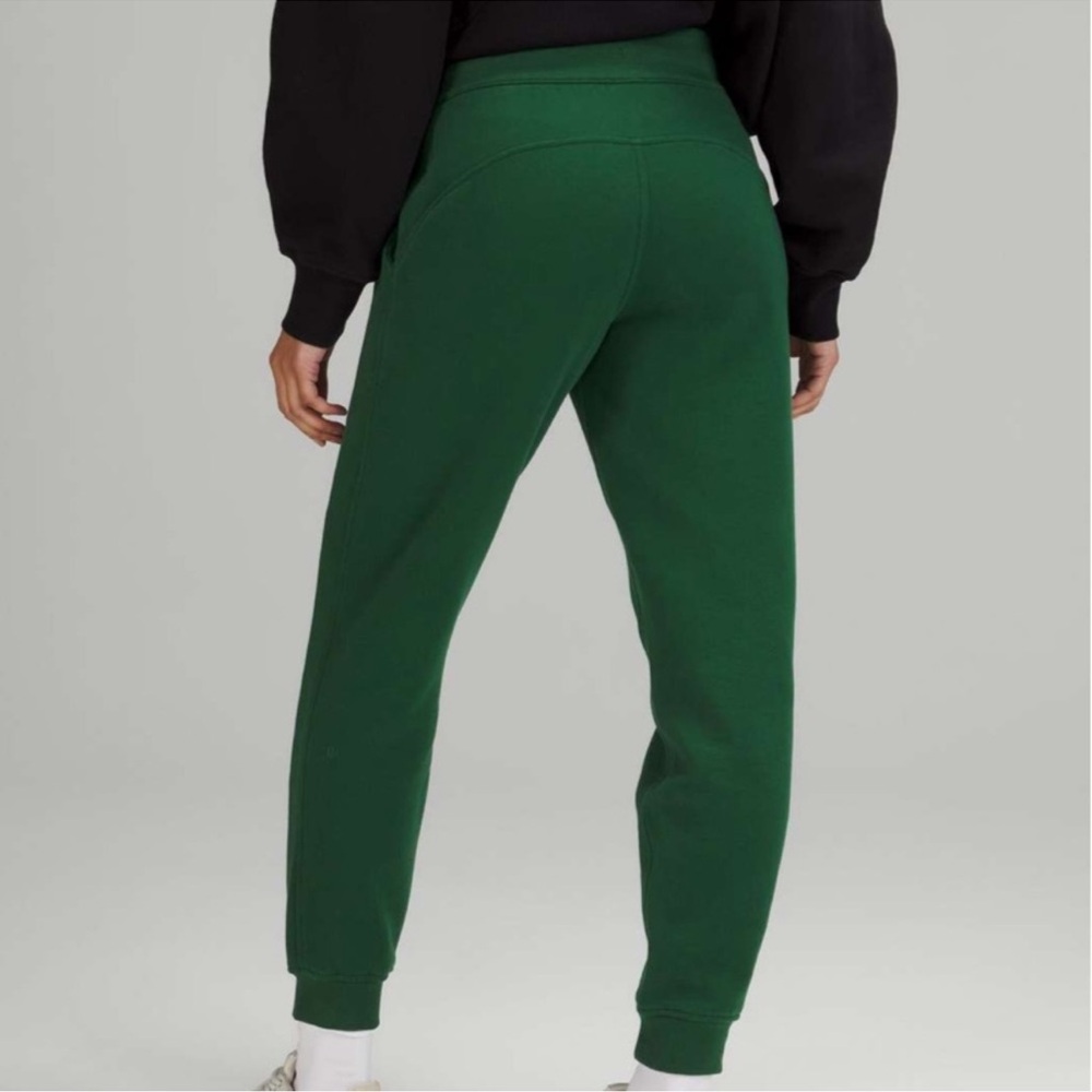 Lulu🍋 Everglade Green Scuba High-Rise Jogger size 4